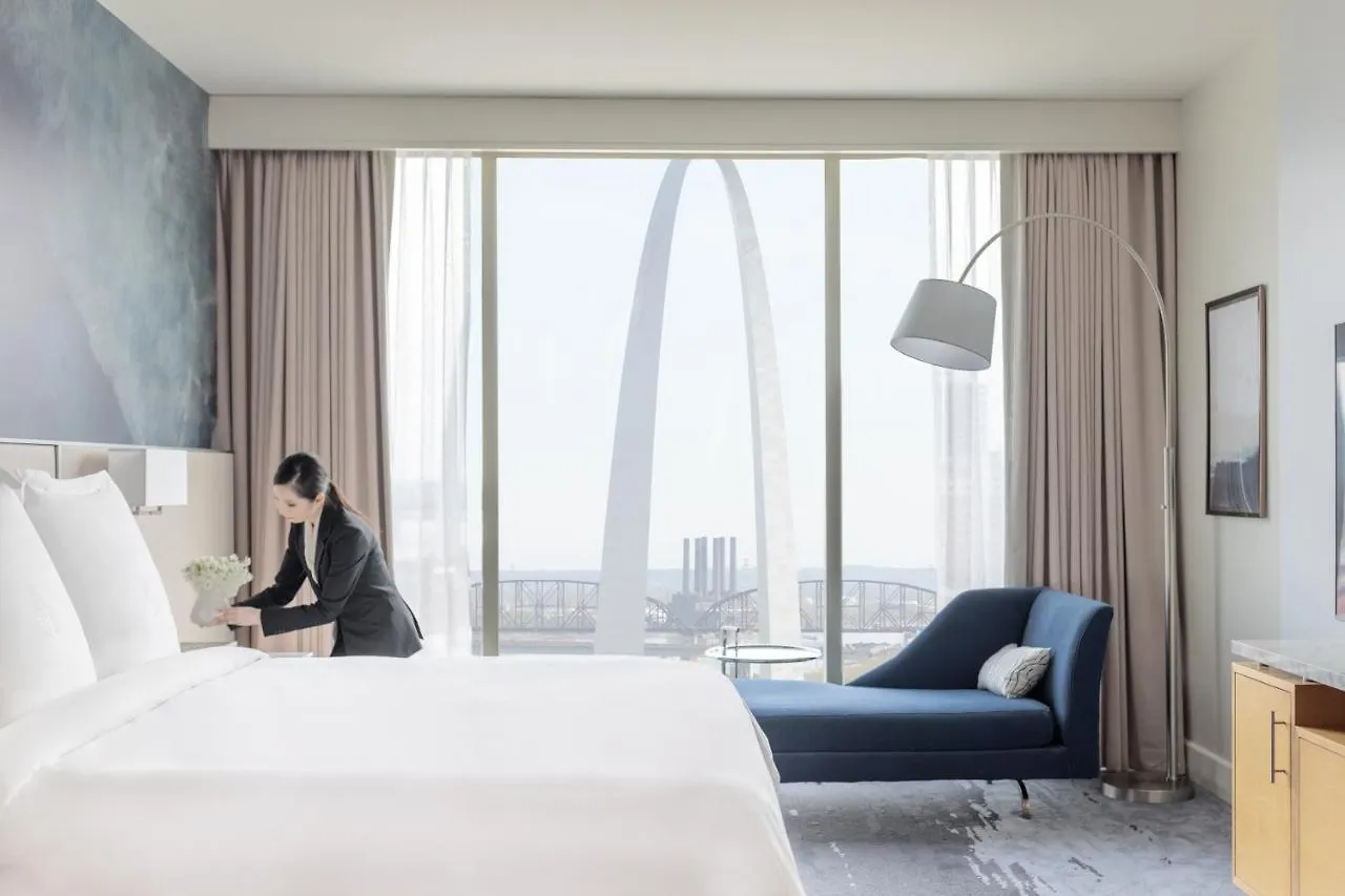 Four Seasons St. Louis Hotel